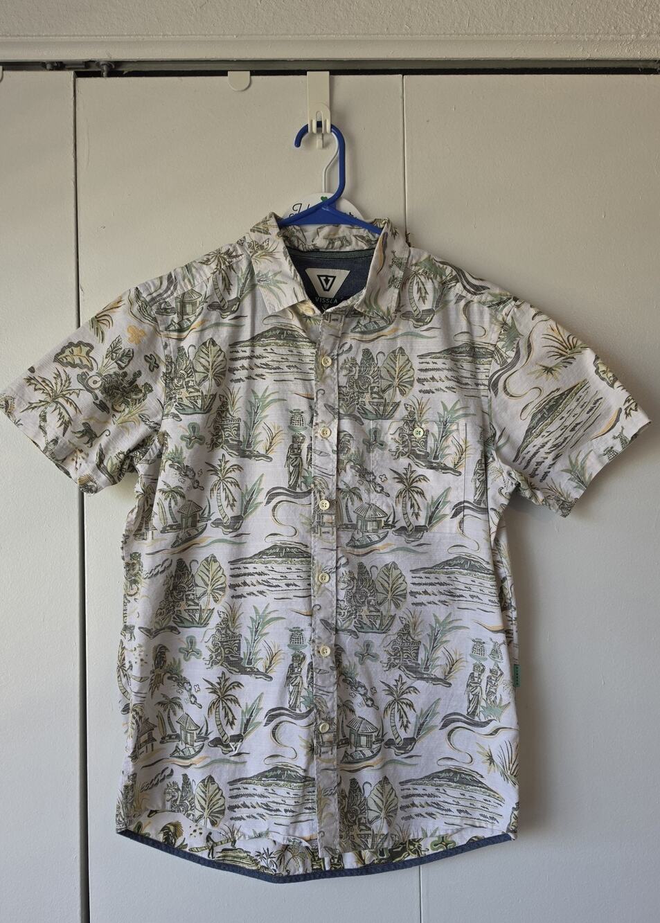 VISSLA Tropical Short‑Sleeve Button‑Up Small 100% Cotton